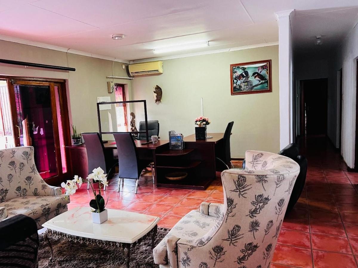 Hotel Aloe 40 Burgersfort Esterno foto